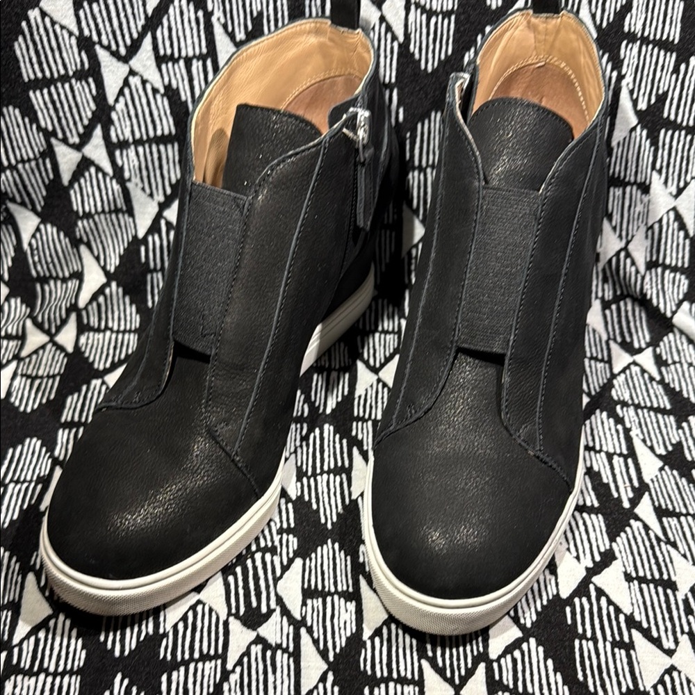 Paolo Elegant Black Boots Sz 8